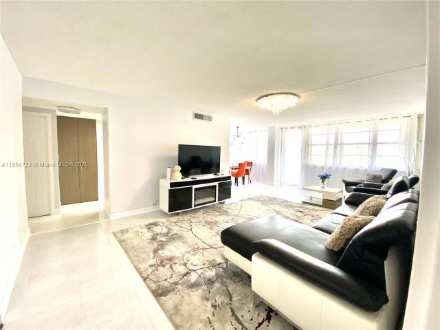 Продажа квартиры #615 - фото 7491115