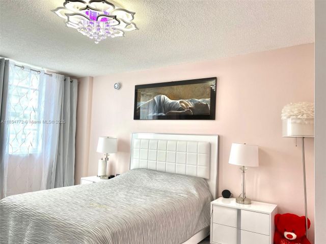 Продажа квартиры #615 - фото 7491119