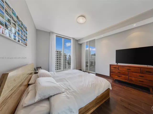 Продажа квартиры #3002 - фото 6389645