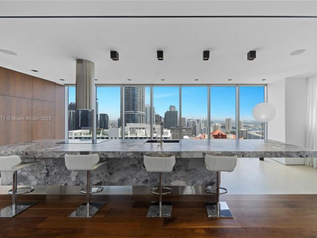 Продажа квартиры #4401 - фото 6429075