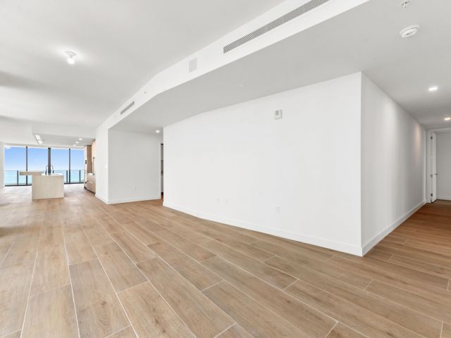 Продажа квартиры #406 - фото 6399989