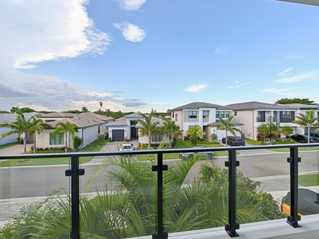 Дом в аренду по адресу 8107 Crystal Downs Avenue - фото 6401027