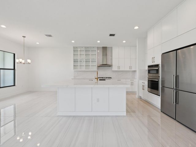 Дом в аренду по адресу 8107 Crystal Downs Avenue - фото 6401034