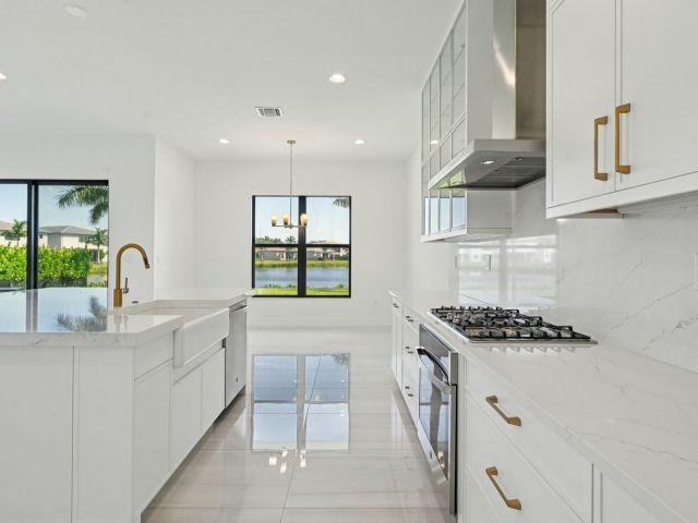 Дом в аренду по адресу 8107 Crystal Downs Avenue - фото 6401041