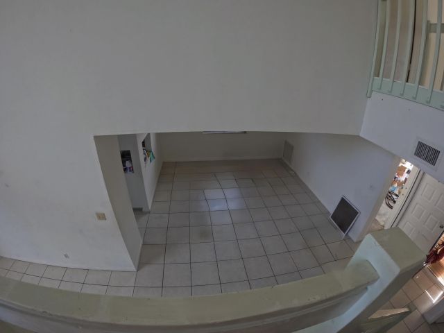 Дом в аренду по адресу 7473 Champagne Place - фото 6393829