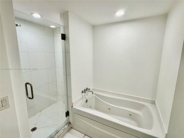 Продажа квартиры #1204 - фото 6403285