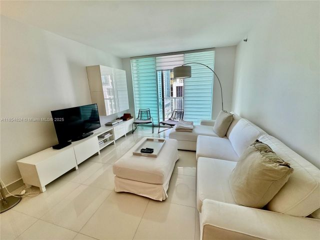 Продажа квартиры #1204 - фото 6403286