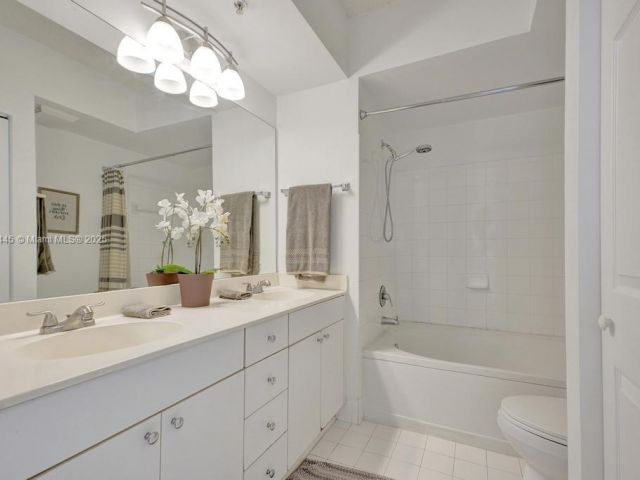 Продажа квартиры #1511 - фото 6394610