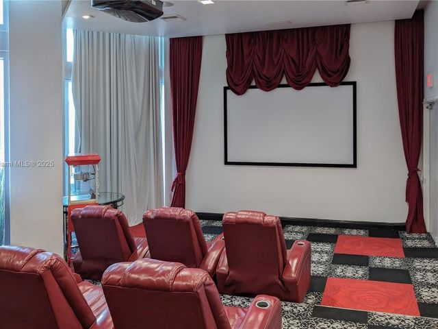 Продажа квартиры #1703 - фото 6417489