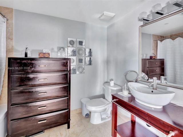 Продажа квартиры #1703 - фото 6417502