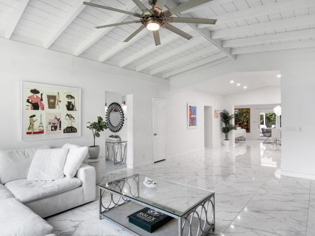 Продажа дома по адресу 118 Seville Road - фото 6395376