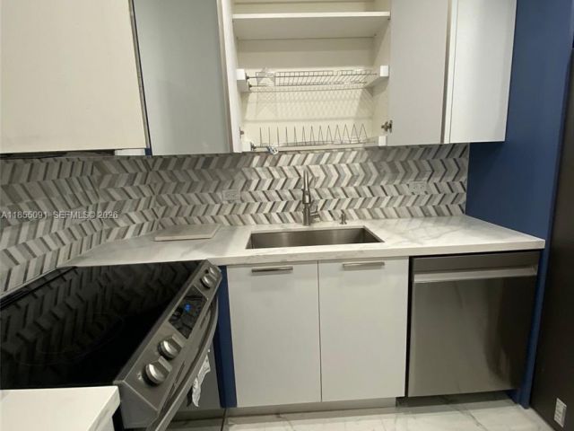 Продажа квартиры # - фото 7435790