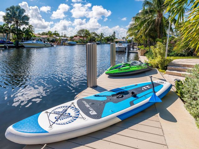 Дом в аренду по адресу 2118 NE 15th St - фото 7482264