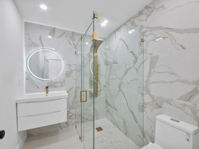 Продажа дома по адресу 860 NW 70th Street - фото 6400097