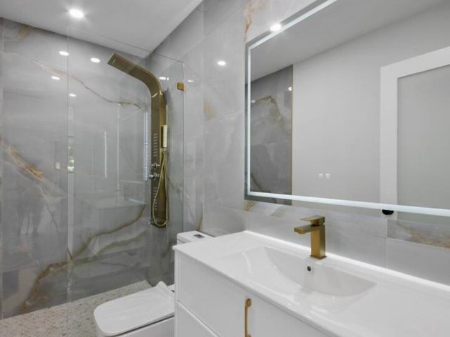 Продажа дома по адресу 860 NW 70th Street - фото 6400099