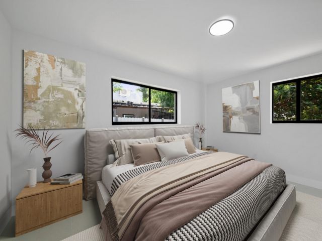 Продажа дома по адресу 860 NW 70th Street - фото 6400100