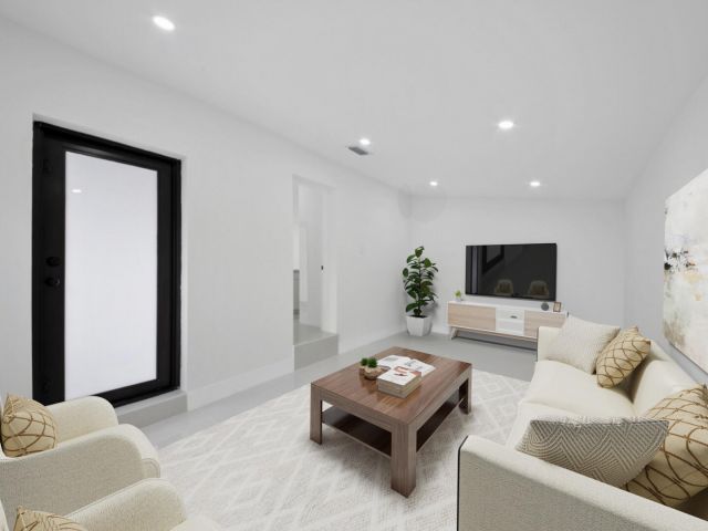 Продажа дома по адресу 860 NW 70th Street - фото 6400102