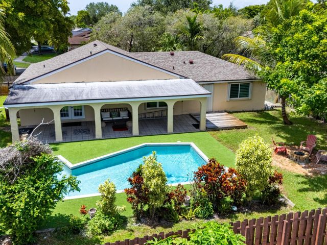 Дом в аренду по адресу 5340 SW 115th Avenue - фото 6473266