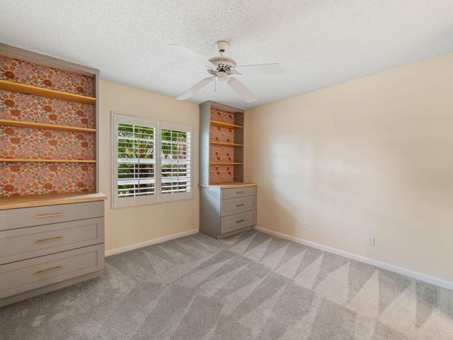 Продажа дома по адресу 9190 Heathridge Drive - фото 6399265