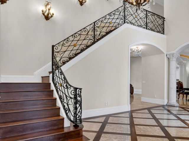 Продажа дома по адресу 377 E Coconut Palm Road - фото 6399707