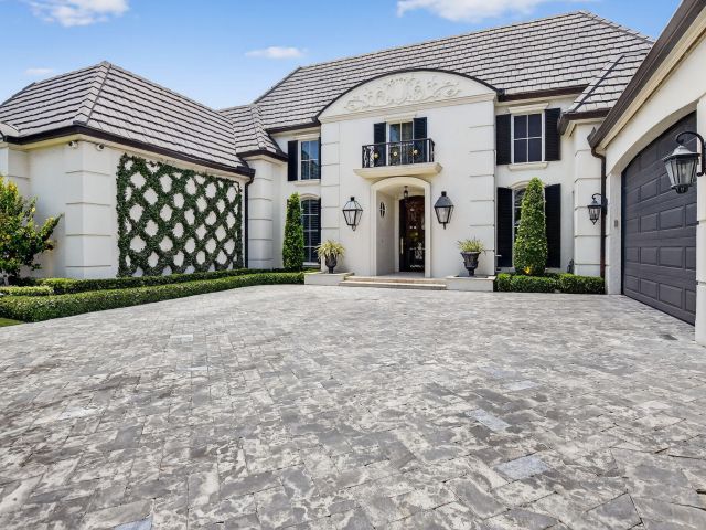 Продажа дома по адресу 377 E Coconut Palm Road - фото 6399713