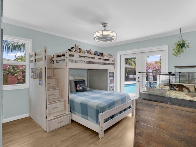 Продажа дома по адресу 1512 Hummingbird Drive - фото 6719781