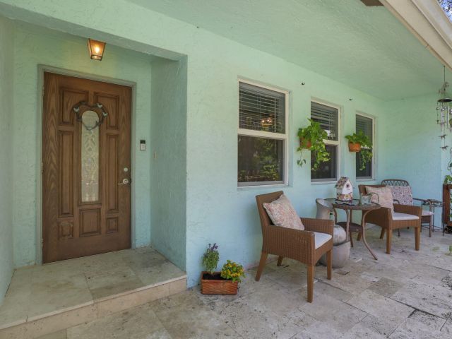 Продажа дома по адресу 1512 Hummingbird Drive - фото 6719797