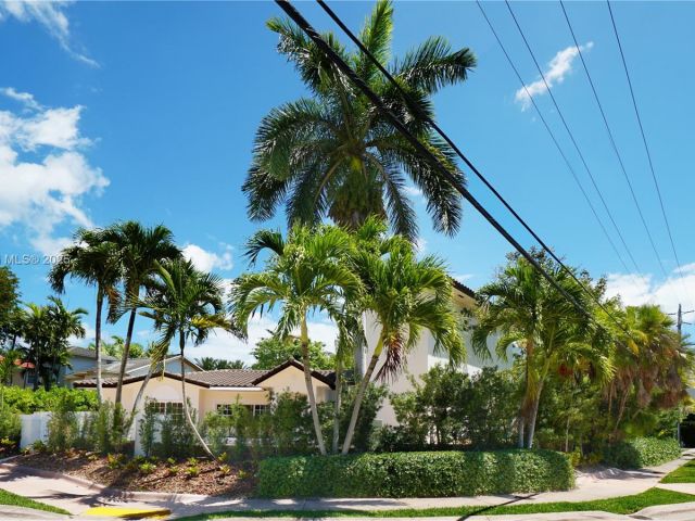 Продажа дома по адресу 691 Ridgewood Rd - фото 6400390