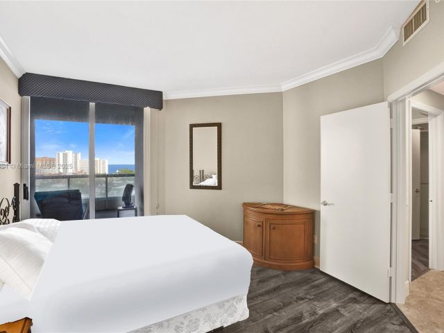 Продажа квартиры #1403 - фото 6402200