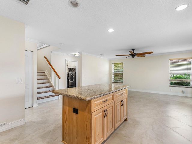 Продажа дома по адресу 9511 Fox Trot Lane - фото 6402173