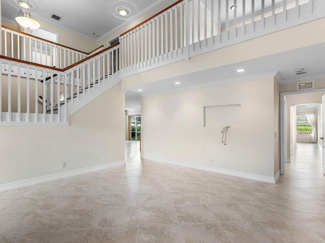 Продажа дома по адресу 9511 Fox Trot Lane - фото 6402180