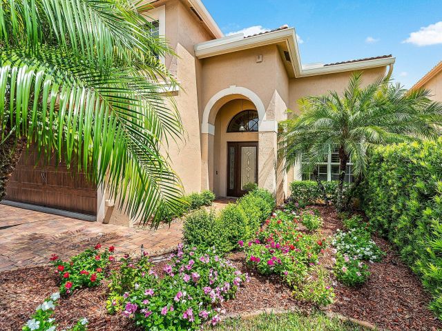 Продажа дома по адресу 9511 Fox Trot Lane - фото 6402186