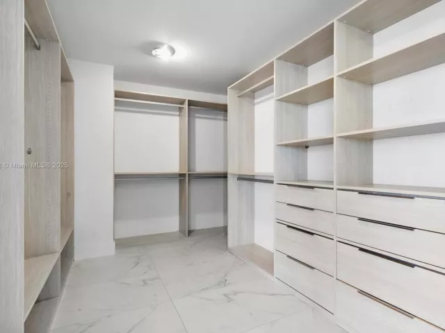 Продажа квартиры #1907 - фото 6439711