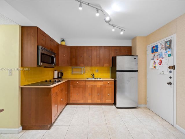 Продажа квартиры #812 - фото 7435428