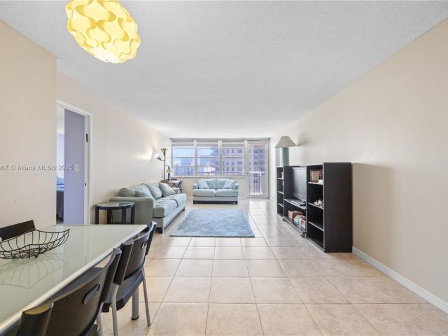 Продажа квартиры #812 - фото 7435430