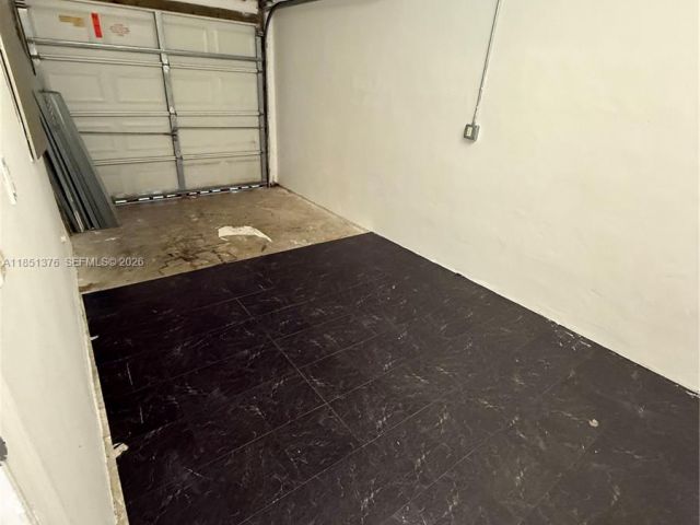 Дом в аренду по адресу 1540 NW 45th St 1-4 - фото 7450640