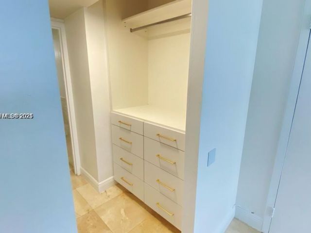 Продажа квартиры #516 - фото 6404530