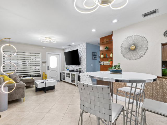 Продажа дома по адресу 5511 Columbus Road - фото 6413905