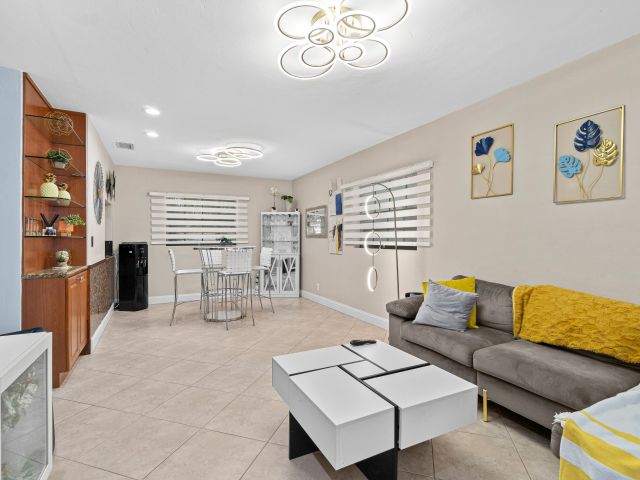 Продажа дома по адресу 5511 Columbus Road - фото 6413910