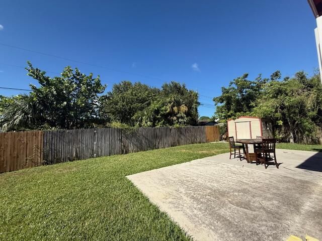 Дом в аренду по адресу 1390 W 33rd Street - фото 6837005