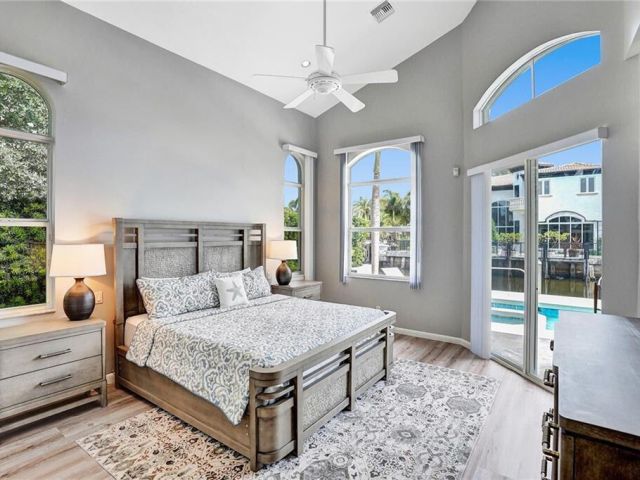 Дом в аренду по адресу 1033 Brooks Lane - фото 6407419