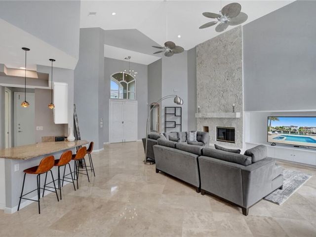 Дом в аренду по адресу 1033 Brooks Lane - фото 6407424