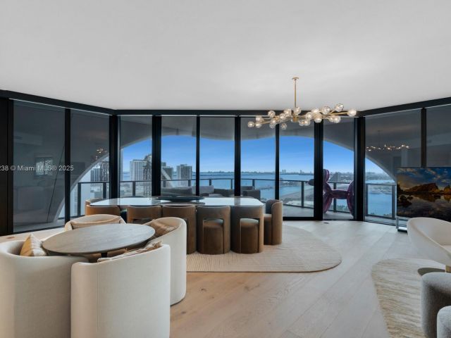 Продажа квартиры #2402 - фото 6409126