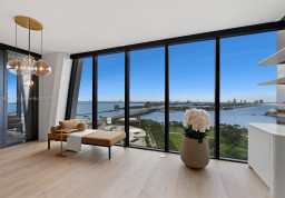 Квартира #2402