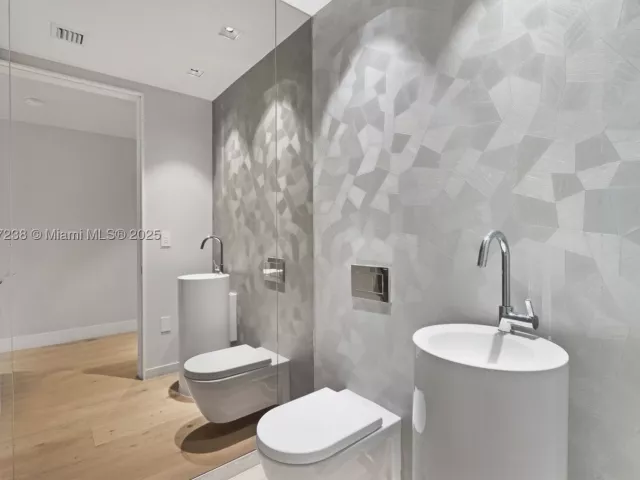 Продажа квартиры #2402 - фото 9057969