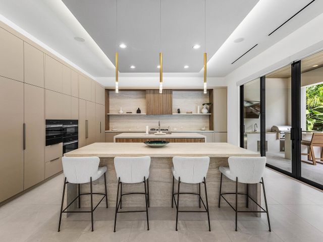 Продажа дома по адресу 499 NE 4th Street - фото 6932522