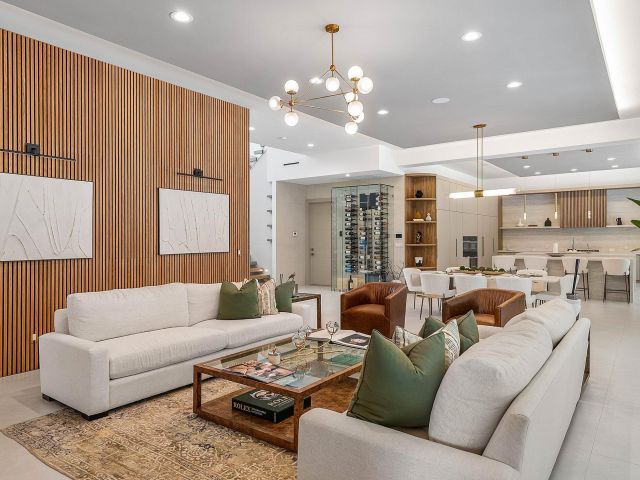 Продажа дома по адресу 499 NE 4th Street - фото 6932523