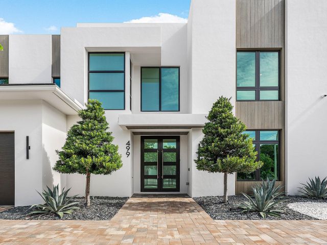 Продажа дома по адресу 499 NE 4th Street - фото 6932535