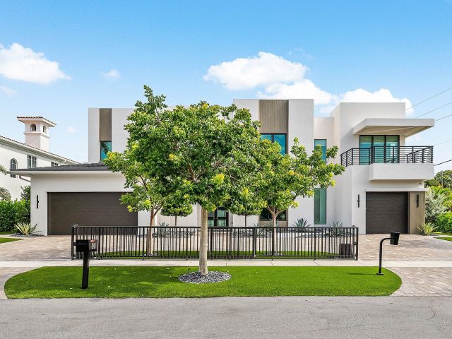 Продажа дома по адресу 499 NE 4th Street - фото 6932537