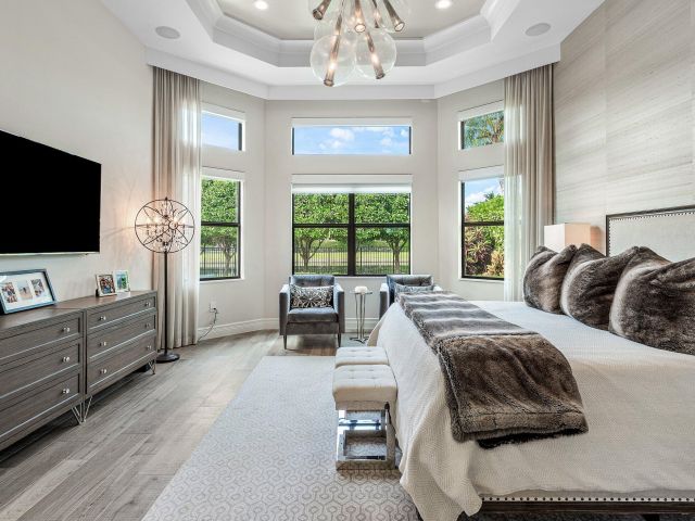 Продажа дома по адресу 9297 Tropez Lane - фото 6407431